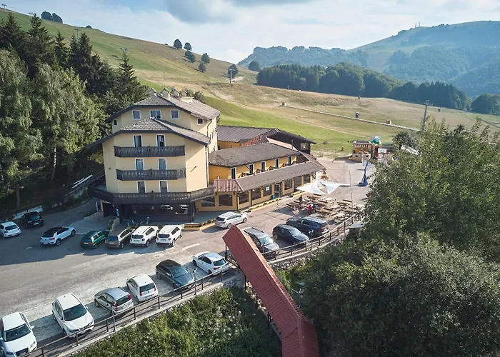 Hotel Dolomiti - Azzurro Club