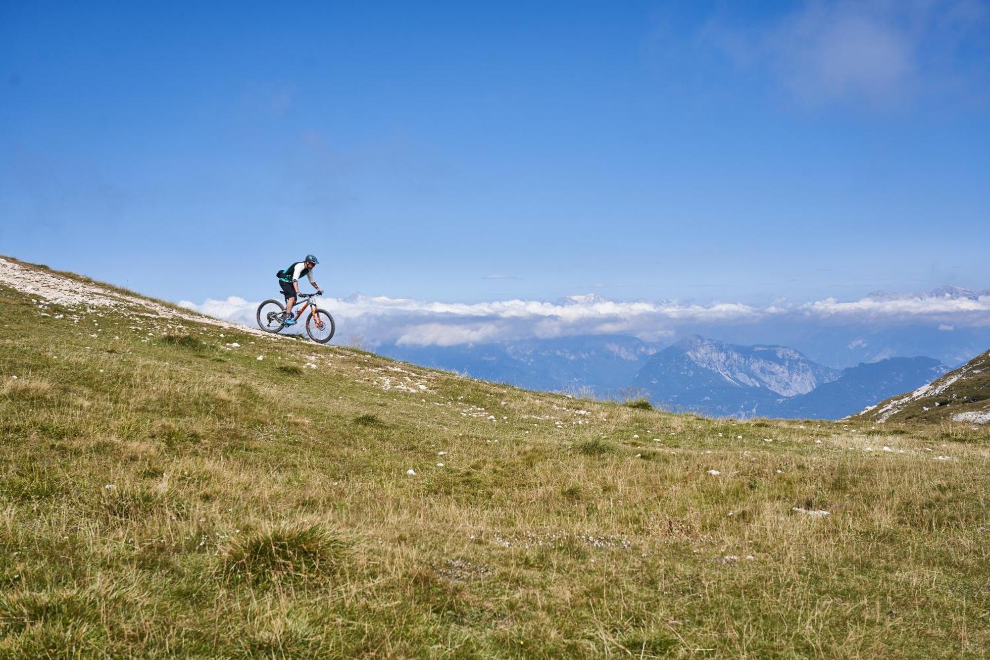 Hotel Dolomiti 3*