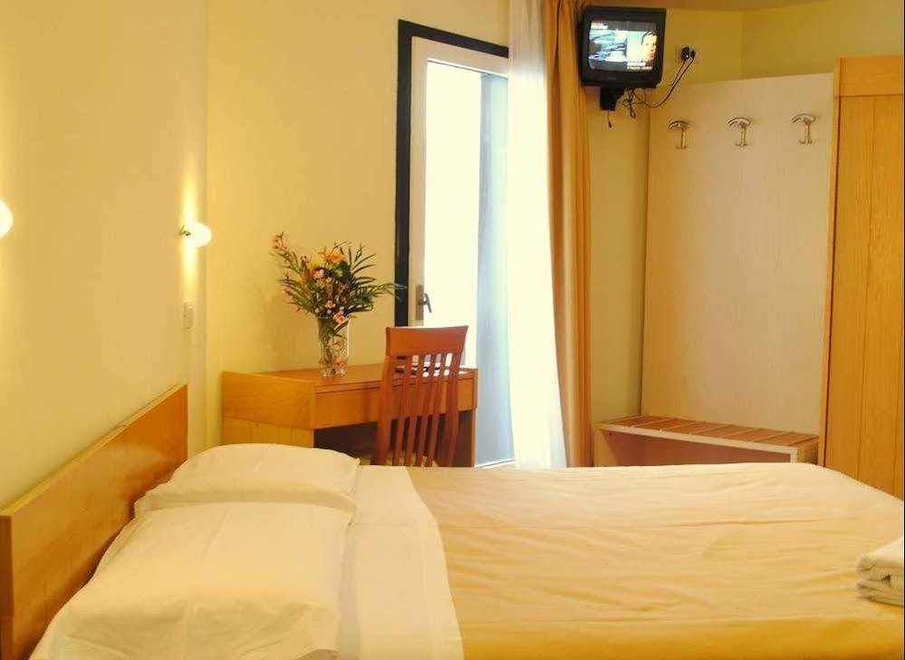 Hotel Dolomiti 3*