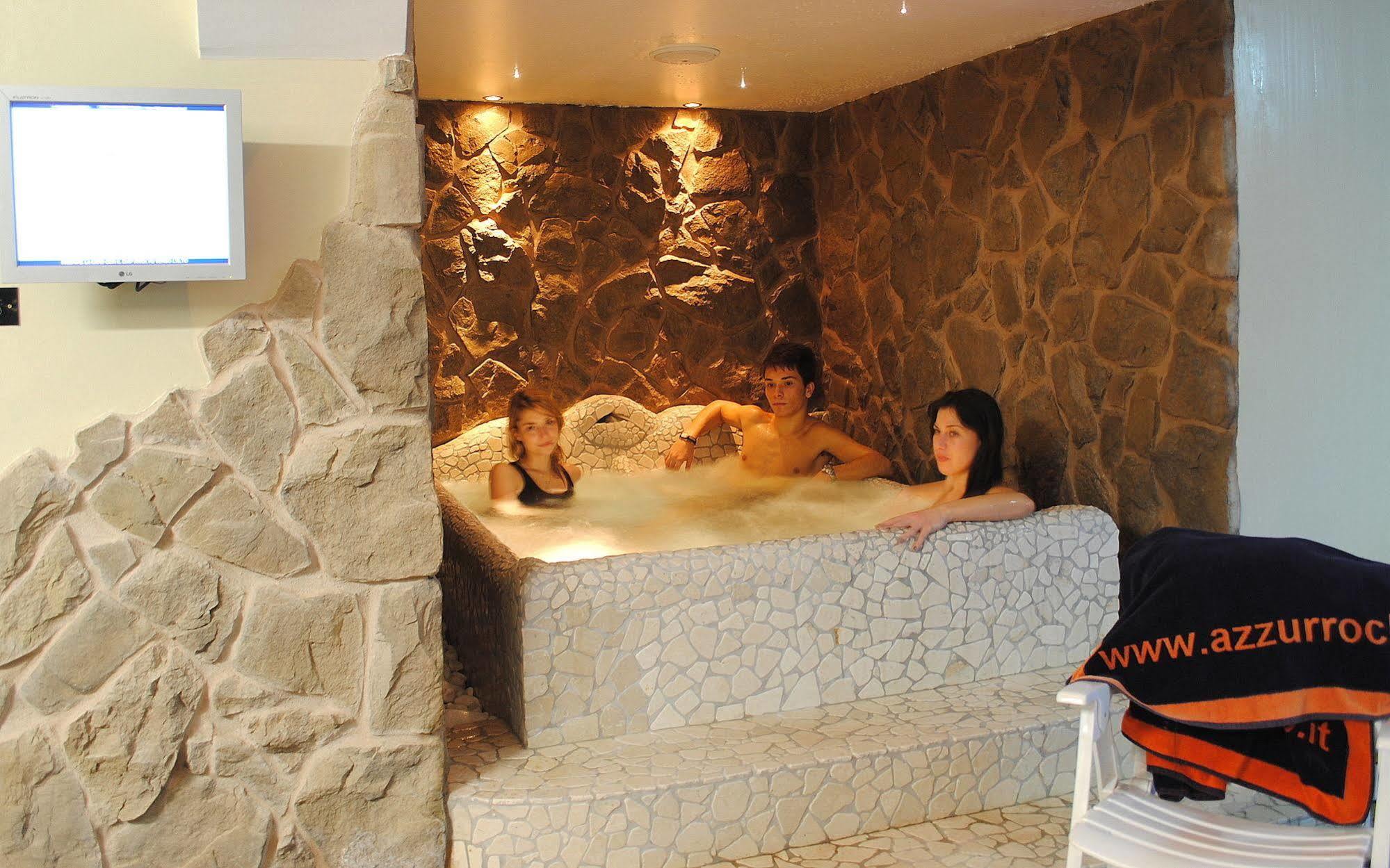 Hotel Dolomiti - Azzurro Club